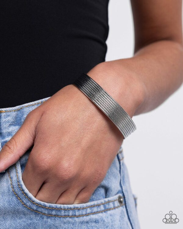 Paparazzi Bracelet ~ Limitlessly Layered - Silver