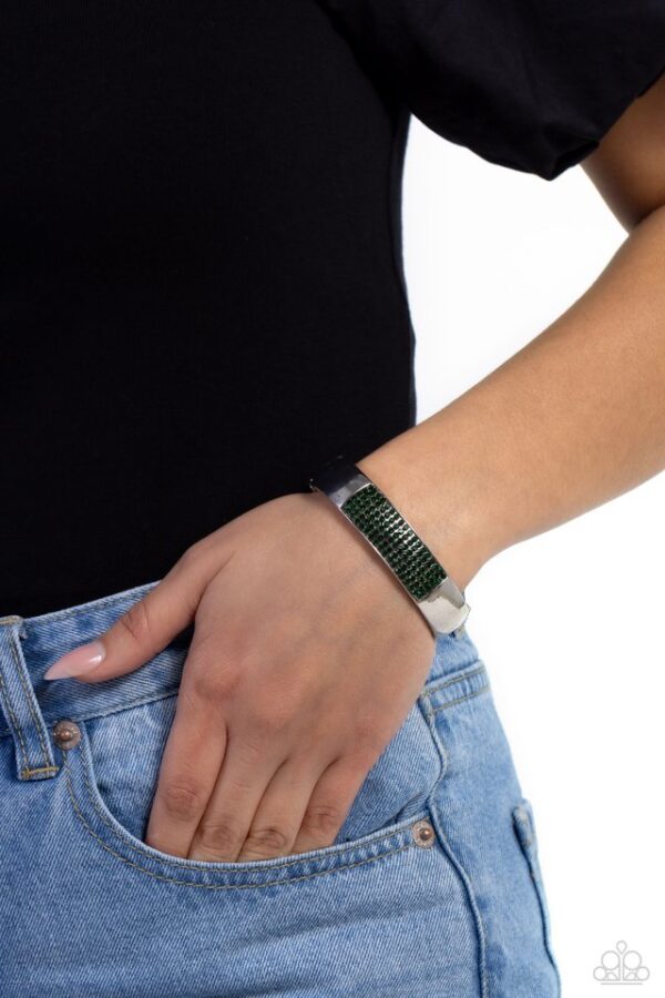 Paparazzi Bracelet ~ Record-Breaking Bling - Green