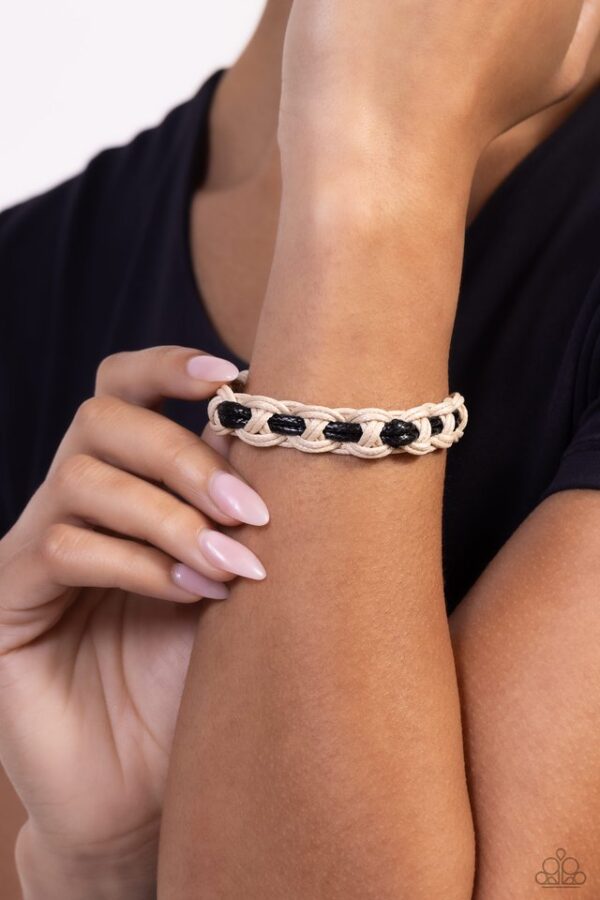 Paparazzi Bracelet ~ Climb Aboard - Black