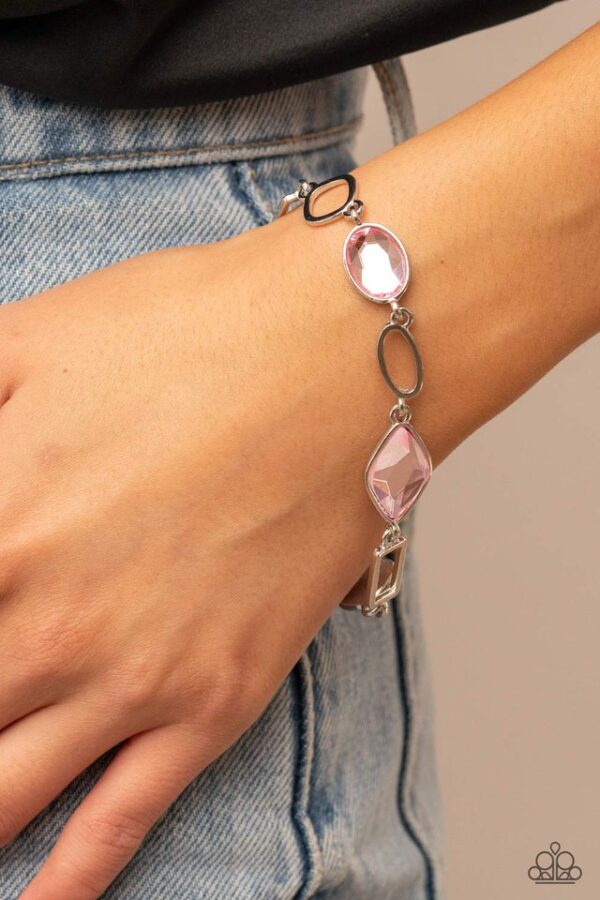 Paparazzi Bracelet ~ Dazzle for Days - Pink