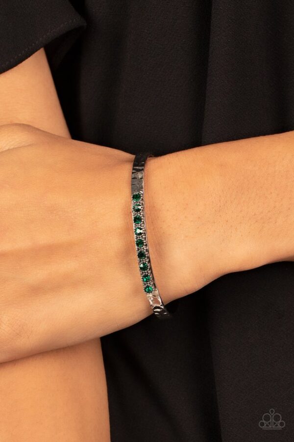 Paparazzi Bracelet ~ Gives Me the SHIMMERS - Green