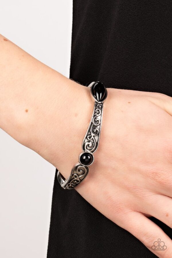 Paparazzi Bracelet ~ Veranda Variety - Black