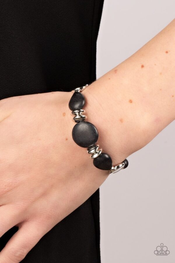 Paparazzi Bracelet ~ Mesa Vista - Black