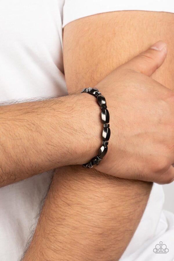 Paparazzi Bracelet ~ Magnetic Mantra - Black