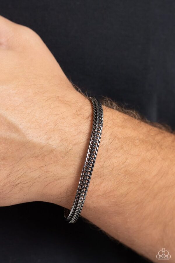 Paparazzi Bracelet ~ Cable Train - Black