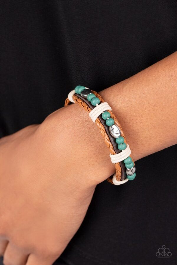 Paparazzi Bracelet ~ Lodge Luxe - Blue