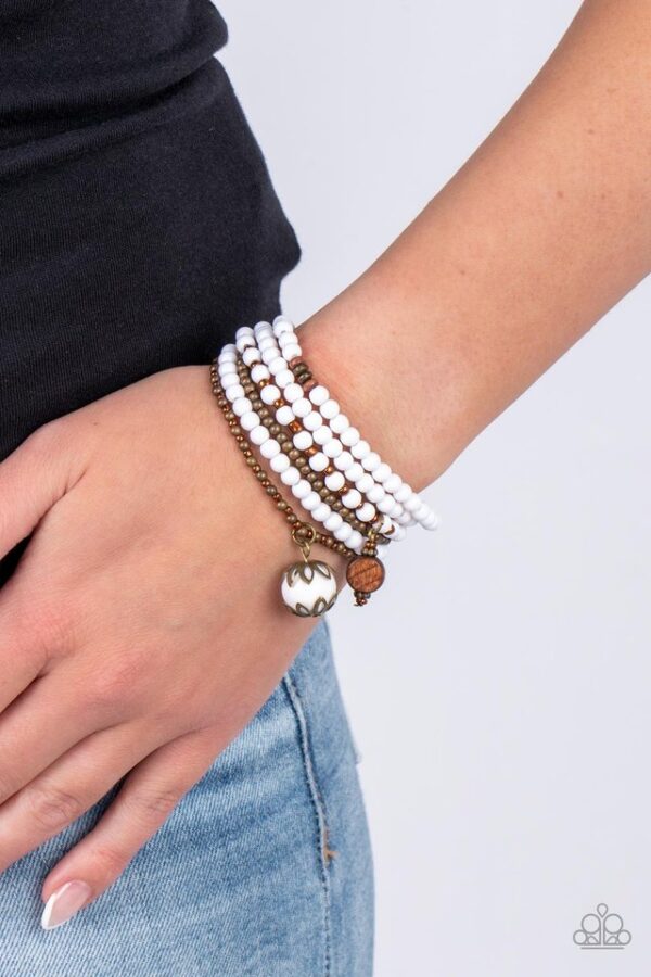 Paparazzi Bracelet ~ Epic Escapade - White