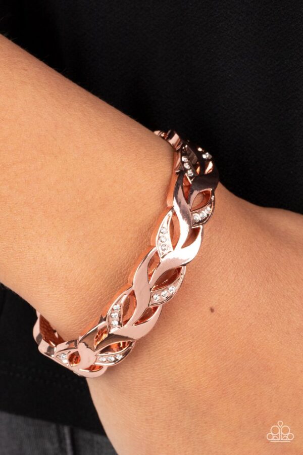 Paparazzi Bracelet ~ Editor-in-LEAF - Copper