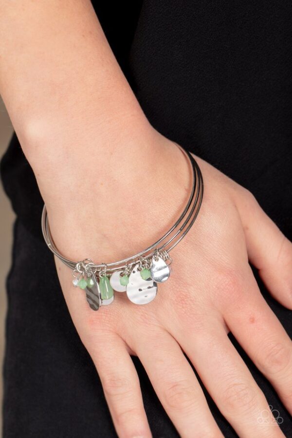 Paparazzi Bracelet ~ Secret Paradise - Green