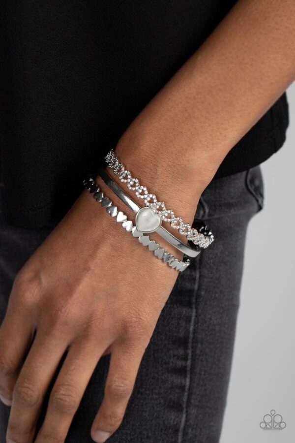 Paparazzi Bracelet ~ You Win My Heart - White