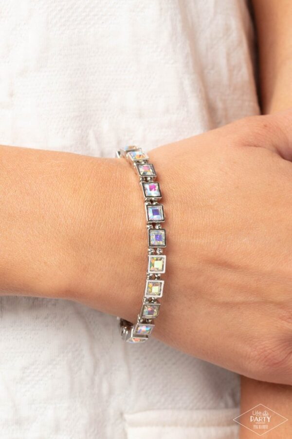 Paparazzi Bracelet ~ A GLAM Of Few Words - Multi