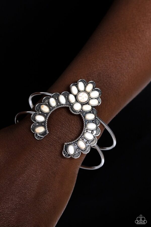 Paparazzi Bracelet ~ ZEN Play On - White