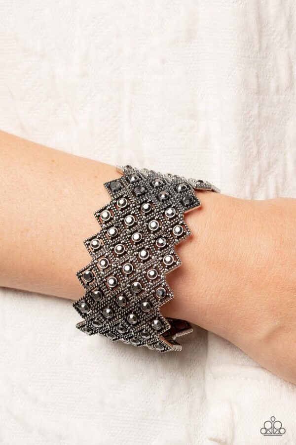 Paparazzi Bracelet ~ DECO in the Rough - Silver