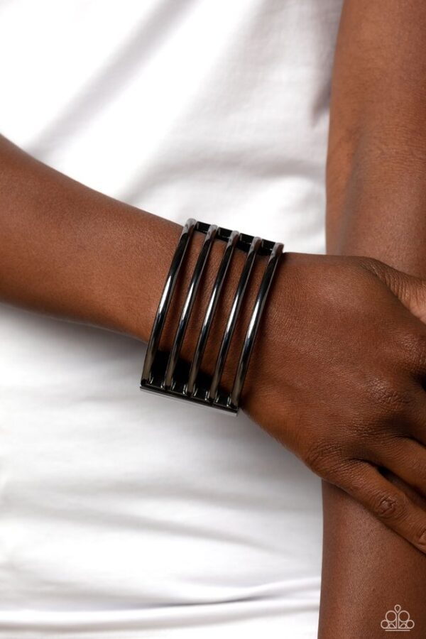 Paparazzi Bracelet ~ Wayward Warrior - Black