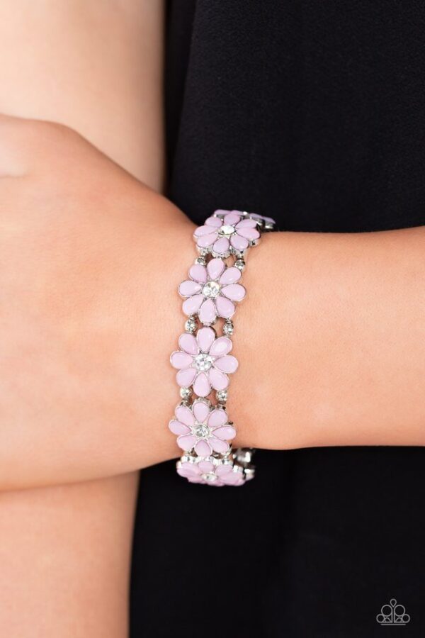 Paparazzi Bracelet ~ Hawaiian Holiday - Pink