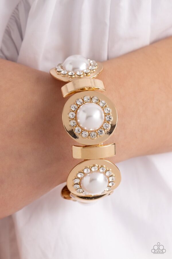 Paparazzi Bracelet ~ Summer Serenade - Gold