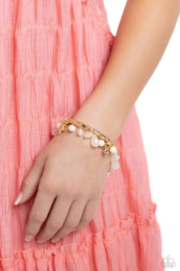 Paparazzi Bracelet ~ Surfer Shanty - Gold