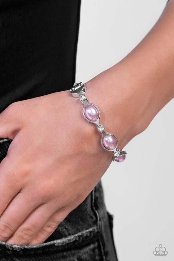 Paparazzi Bracelet ~ Are You Gonna Be My PEARL? - Pink