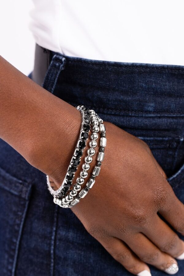 Paparazzi Bracelet ~ Monochromatic Maverick - Black