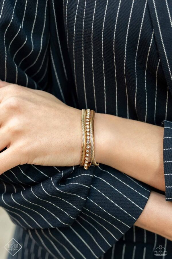 Paparazzi Bracelet ~ A SQUARE Treasure - Gold