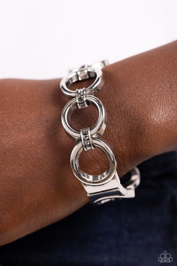 Paparazzi Bracelet ~ Chic Collection - Silver