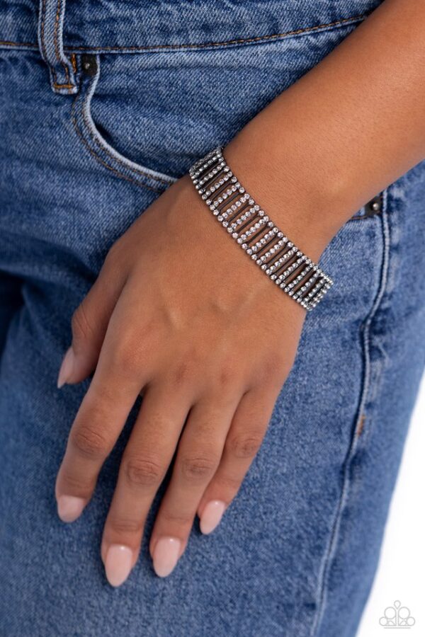 Paparazzi Bracelet ~ Elusive Elegance - Black