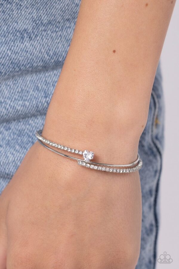 Paparazzi Bracelet ~ Sensational Sweetheart - White