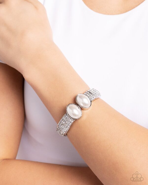 Paparazzi Bracelet ~ Balanced Brevity - White