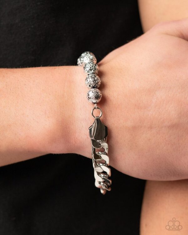 Paparazzi Bracelet ~ Foiled Feature - Silver